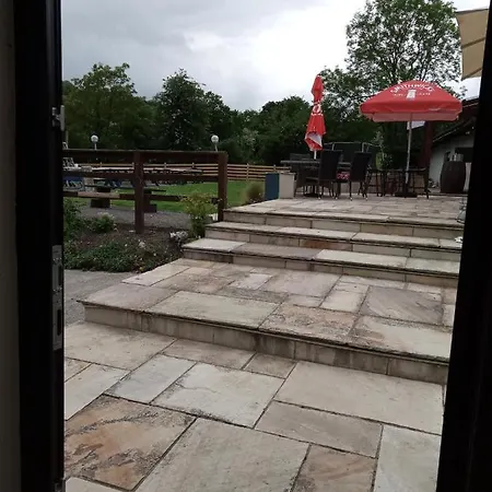 아파트 The Rock Bar